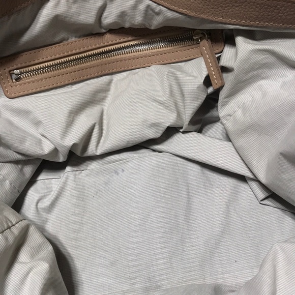 Pittards Soho Carryall leather totewith adjustable straps. Made in England. EUC - Picture 9 of 9